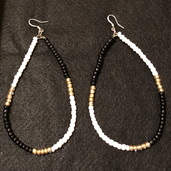 Handmade Beaded Earrings - Picture 1 of 3